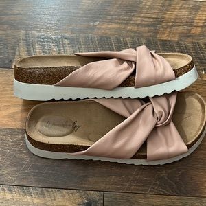 Wonderly twisted sandals dusty rose